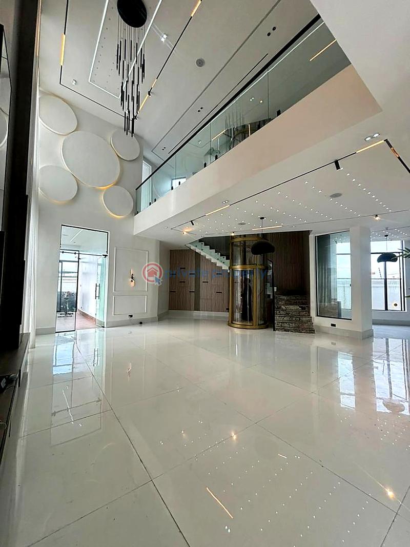 5 bedroom House For Sale Lekki Lagos - 3