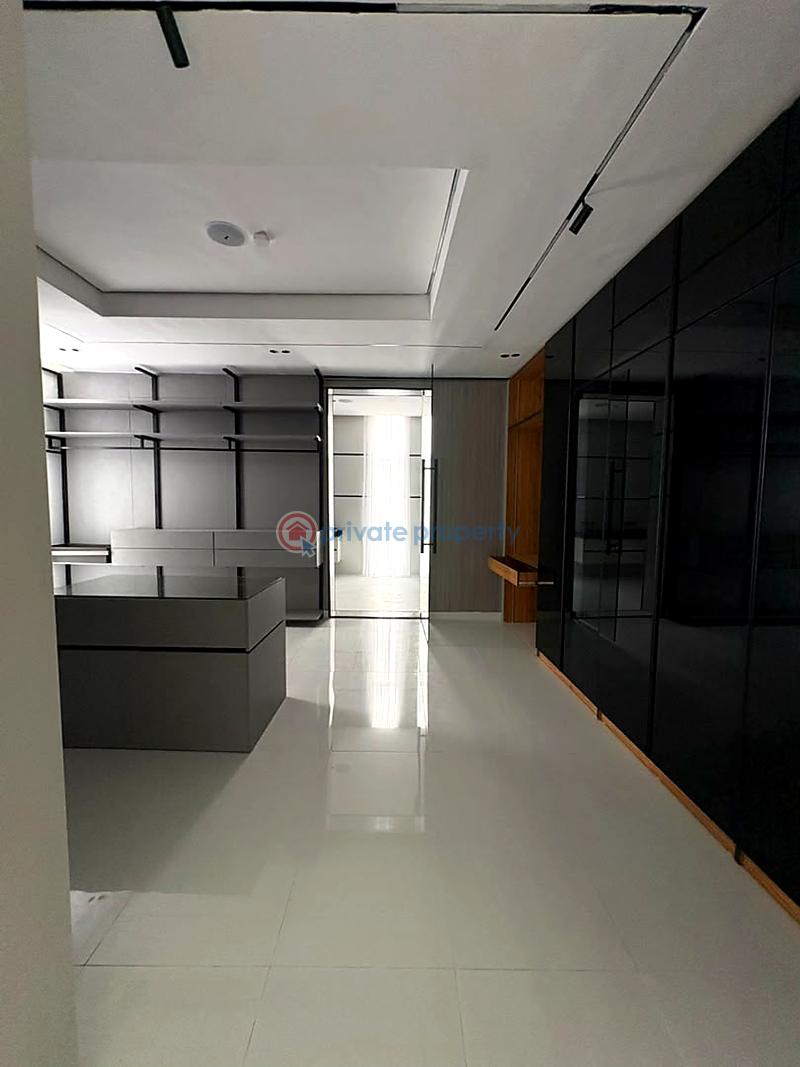 5 bedroom House For Sale Lekki Lagos - 3