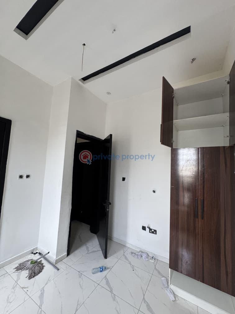 5 bedroom Detached Duplex For Rent Lekki Phase 1 Lagos - 2