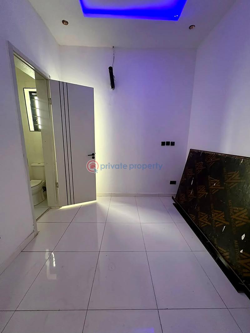 5 bedroom House For Sale Lekki Lagos - 6