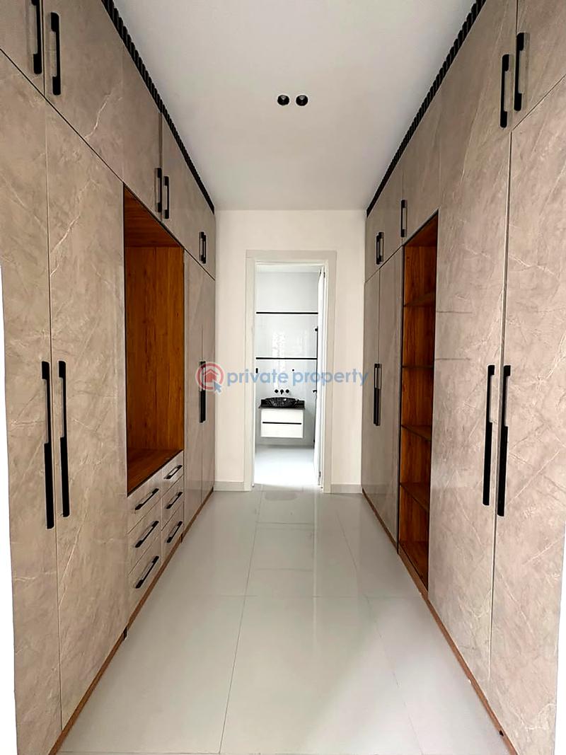 5 bedroom House For Sale Lekki Lagos - 6
