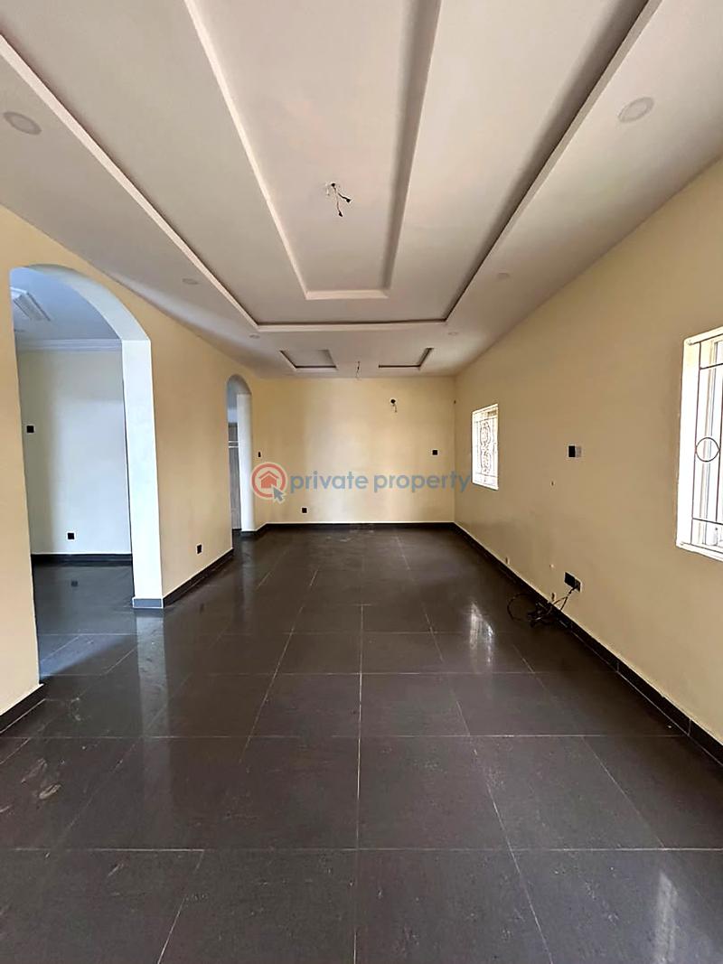 5 bedroom House For Rent Lekki Lagos - 1