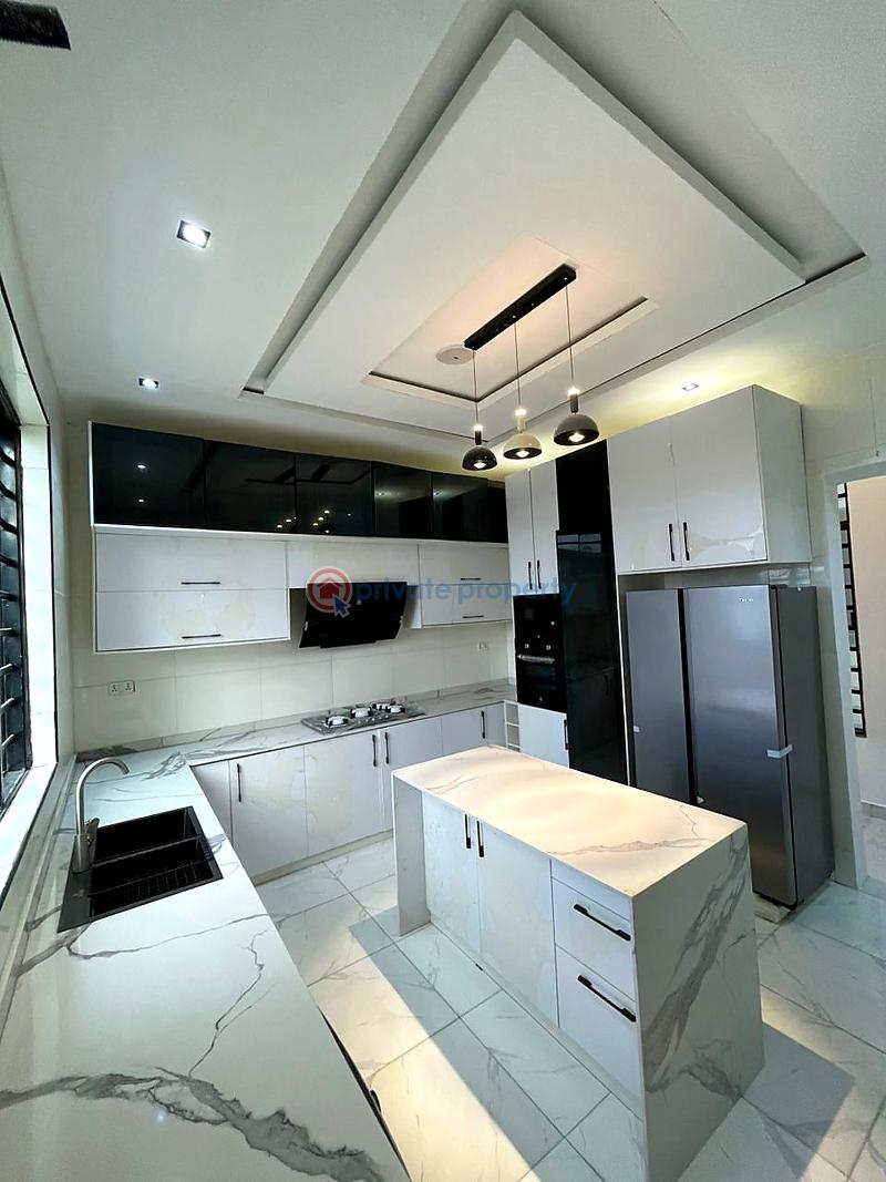 5 bedroom House For Sale Lekki Lagos - 2