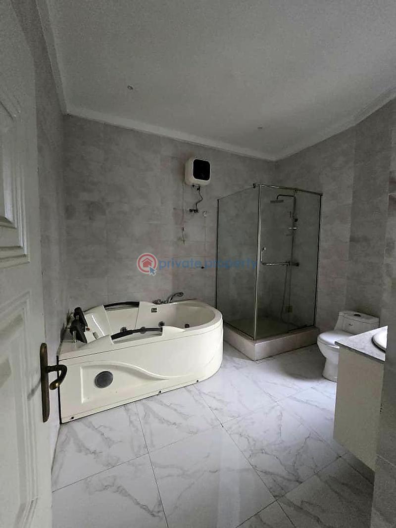5 bedroom House For Sale Lekki Lagos - 7