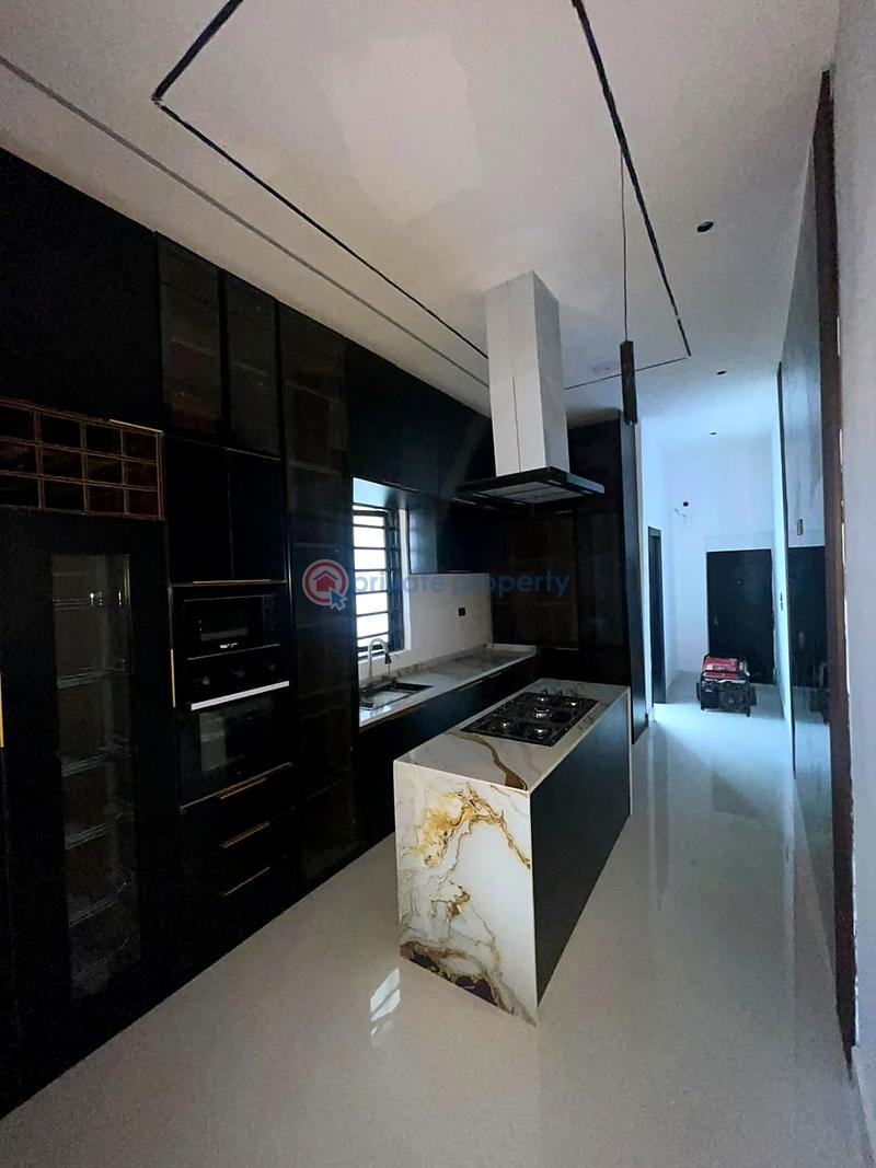 5 bedroom House For Sale Lekki Lagos - 2