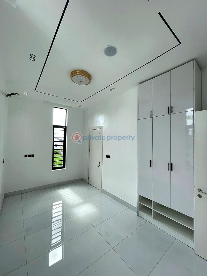 5 bedroom House For Sale Lekki Lagos - 6