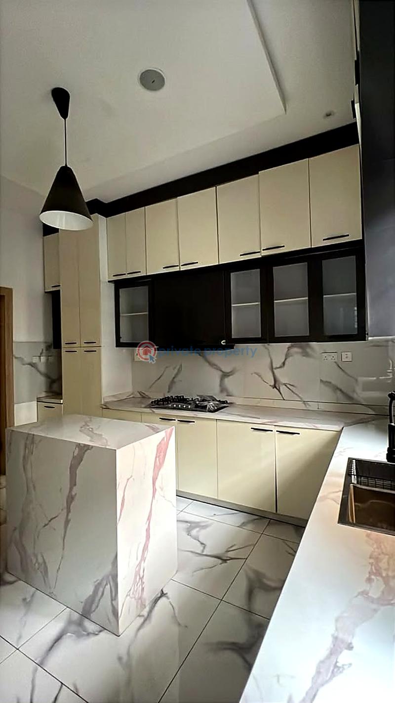 5 bedroom House For Rent Lekki Lagos - 1