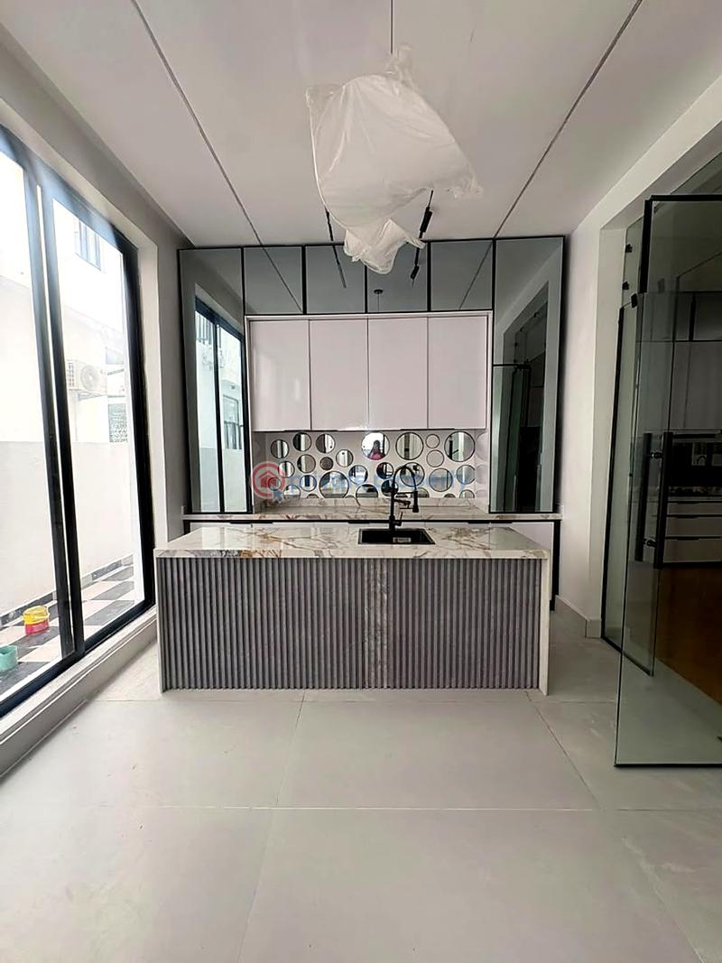 5 bedroom House For Sale Lekki Lagos - 6