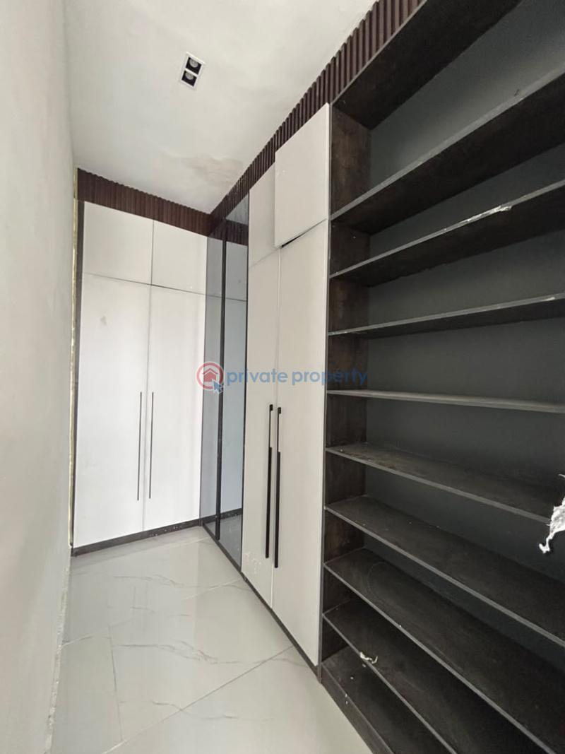 5 bedroom Detached Duplex For Sale Chevron Drive Lekki Lagos - 5