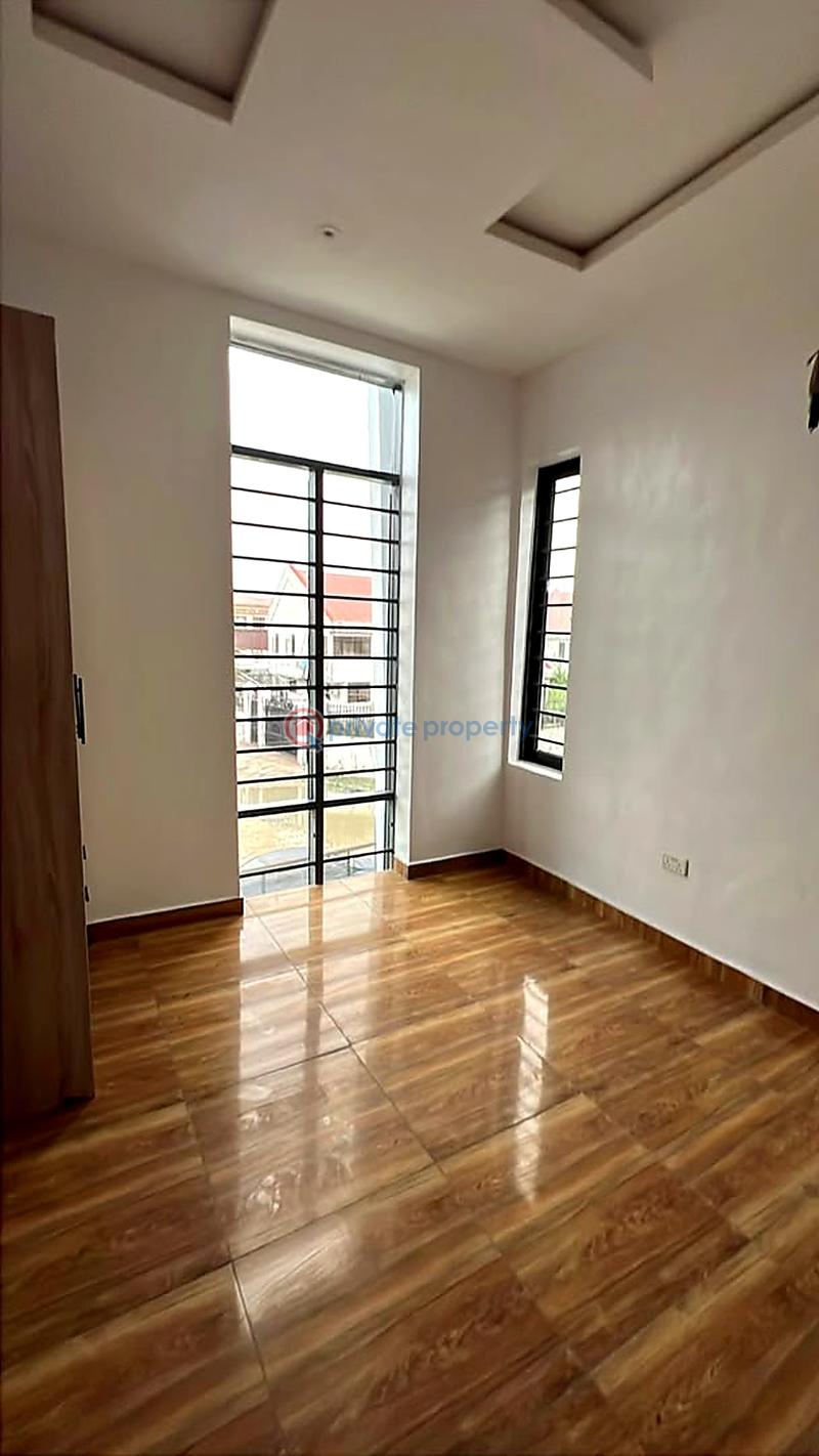 5 bedroom House For Rent Lekki Lagos - 5