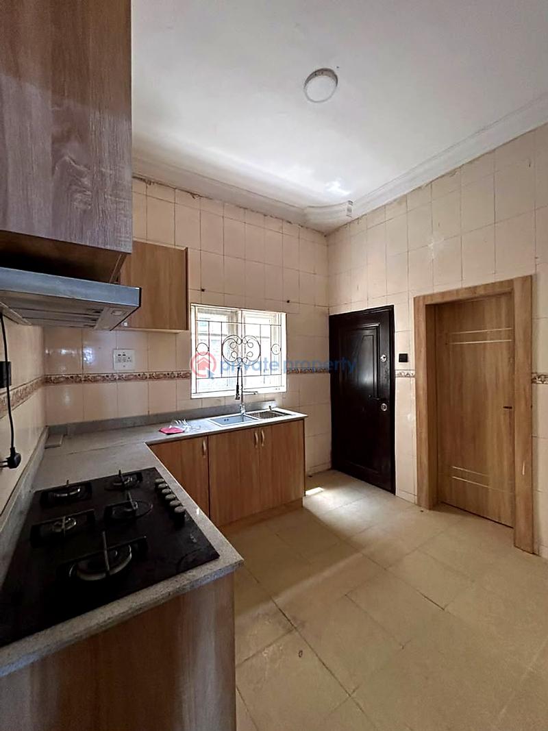 5 bedroom House For Rent Lekki Lagos - 2