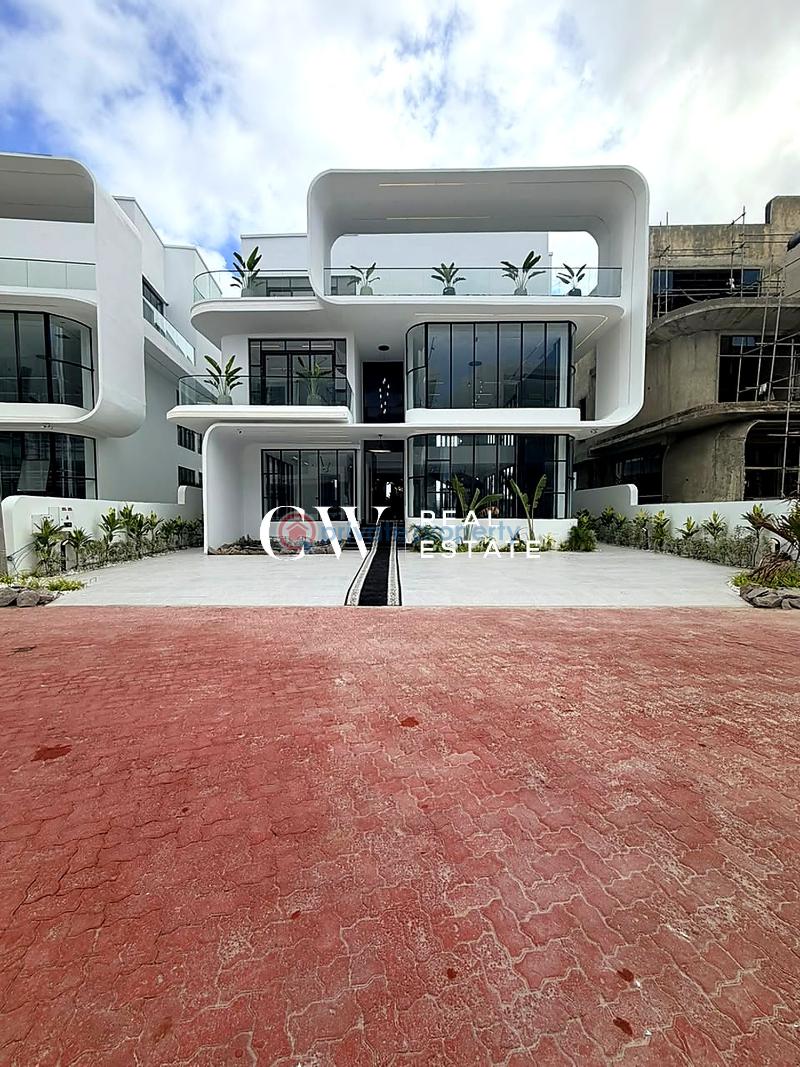 5 bedroom House For Sale Lekki Lagos - 0