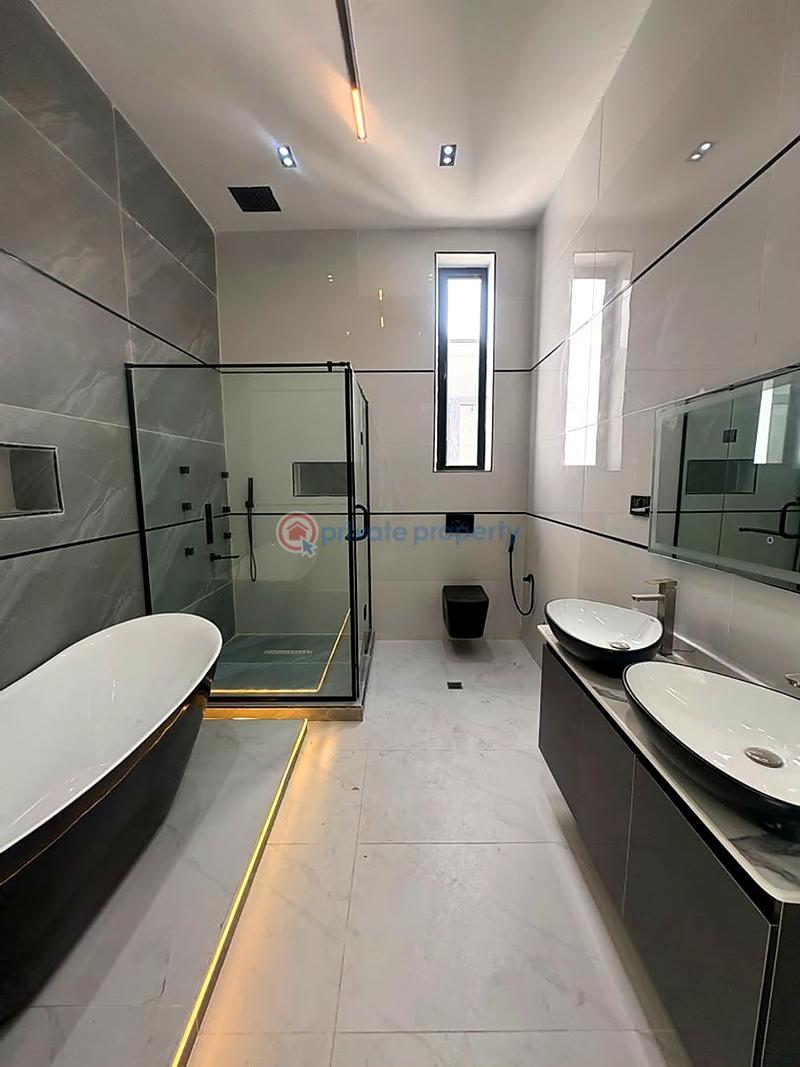 5 bedroom House For Sale Lekki Lagos - 4