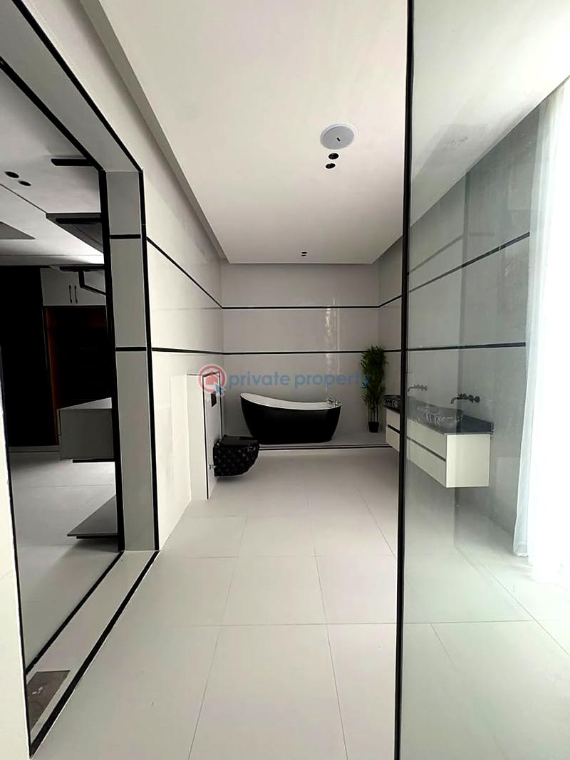 5 bedroom House For Sale Lekki Lagos - 2