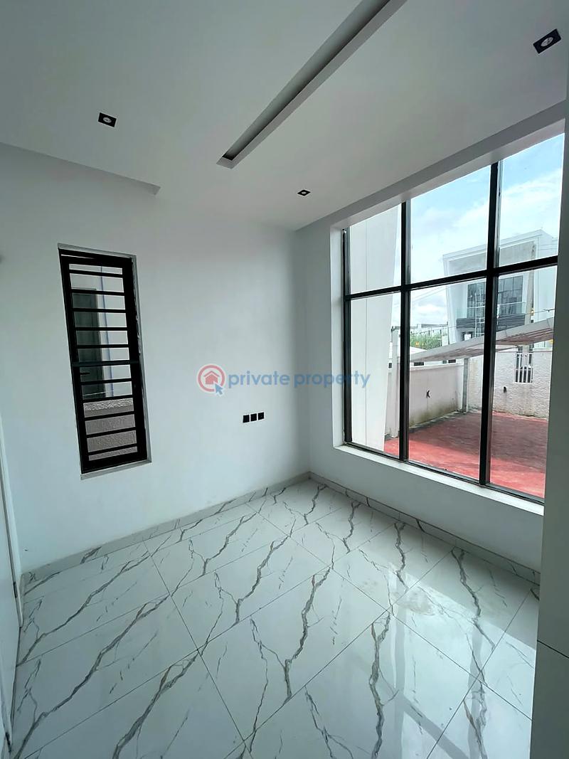 5 bedroom House For Sale Lekki Lagos - 2