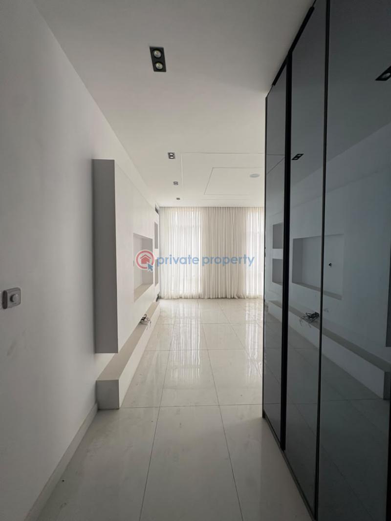 5 bedroom Detached Duplex For Sale Chevron Drive Lekki Lagos - 7