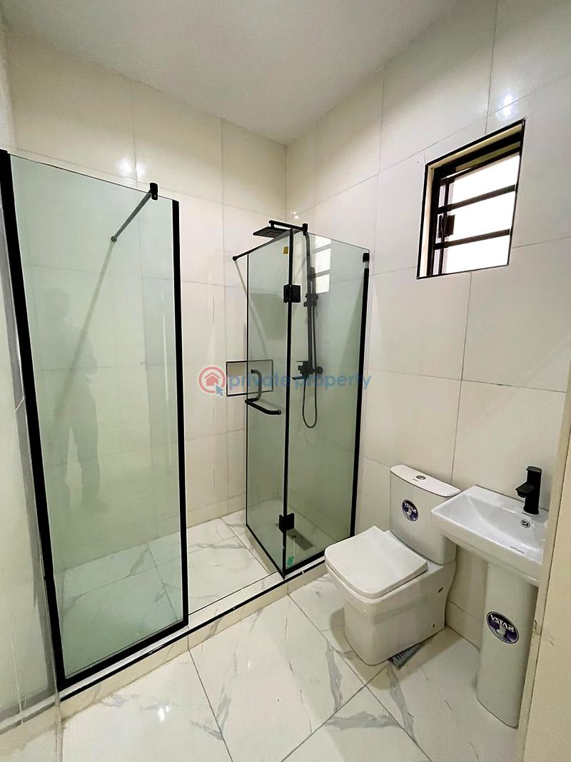 5 bedroom House For Sale Lekki Lagos - 6