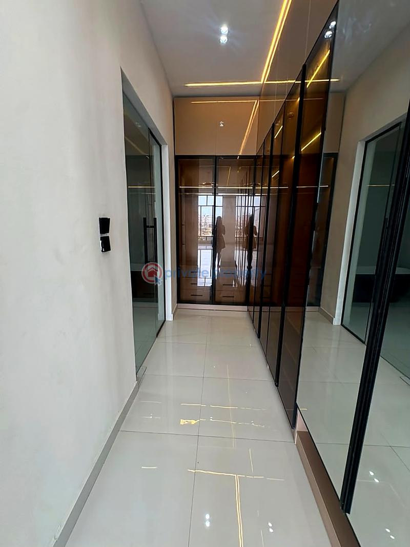 5 bedroom House For Sale Lekki Lagos - 3