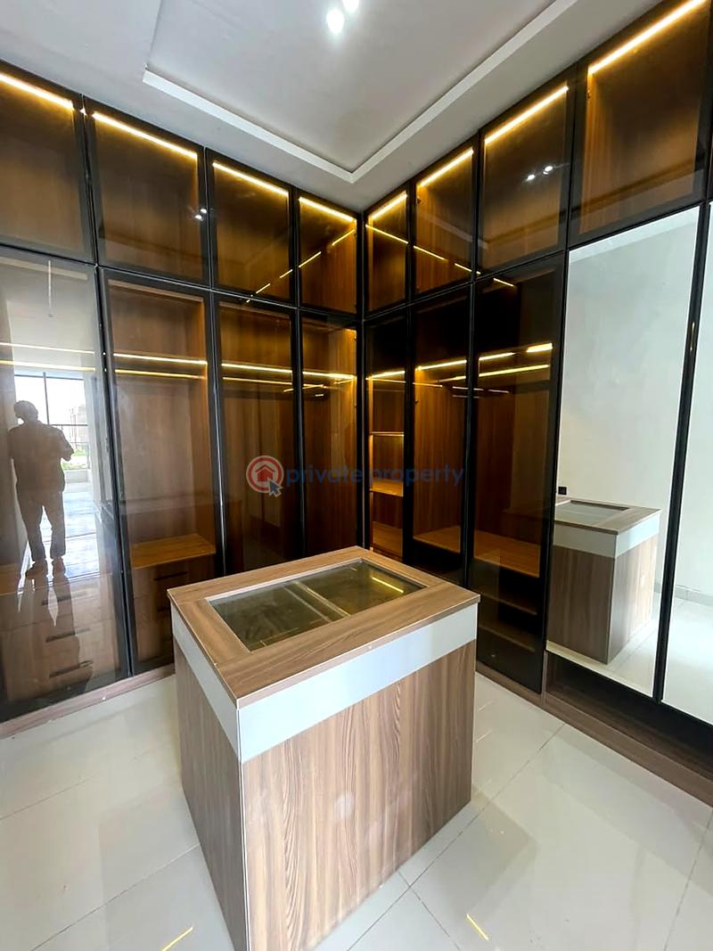 5 bedroom House For Sale Lekki Lagos - 8