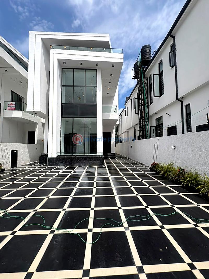 5 bedroom Detached Duplex For Sale Lekki Lagos - 1