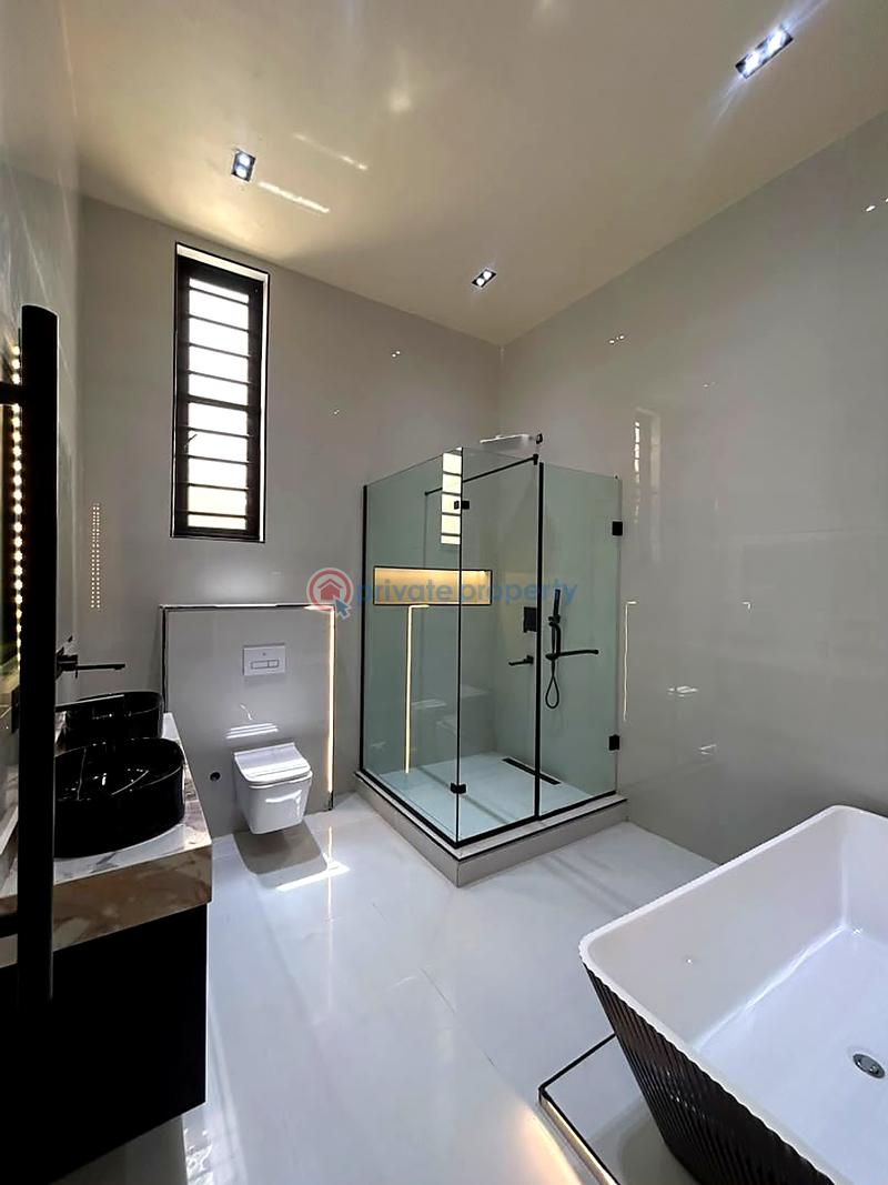 5 bedroom House For Sale Lekki Phase 1 Lagos - 6