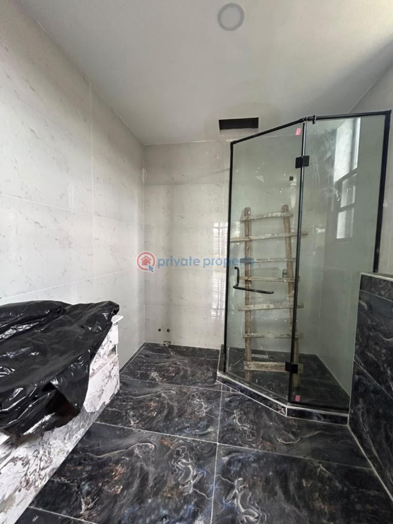 5 bedroom Detached Duplex For Sale Chevron Drive Lekki Lagos - 2