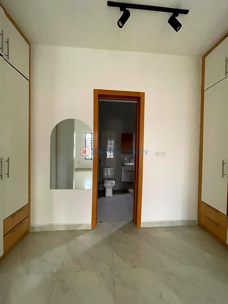 5 bedroom House For Rent Lekki Lagos - 5