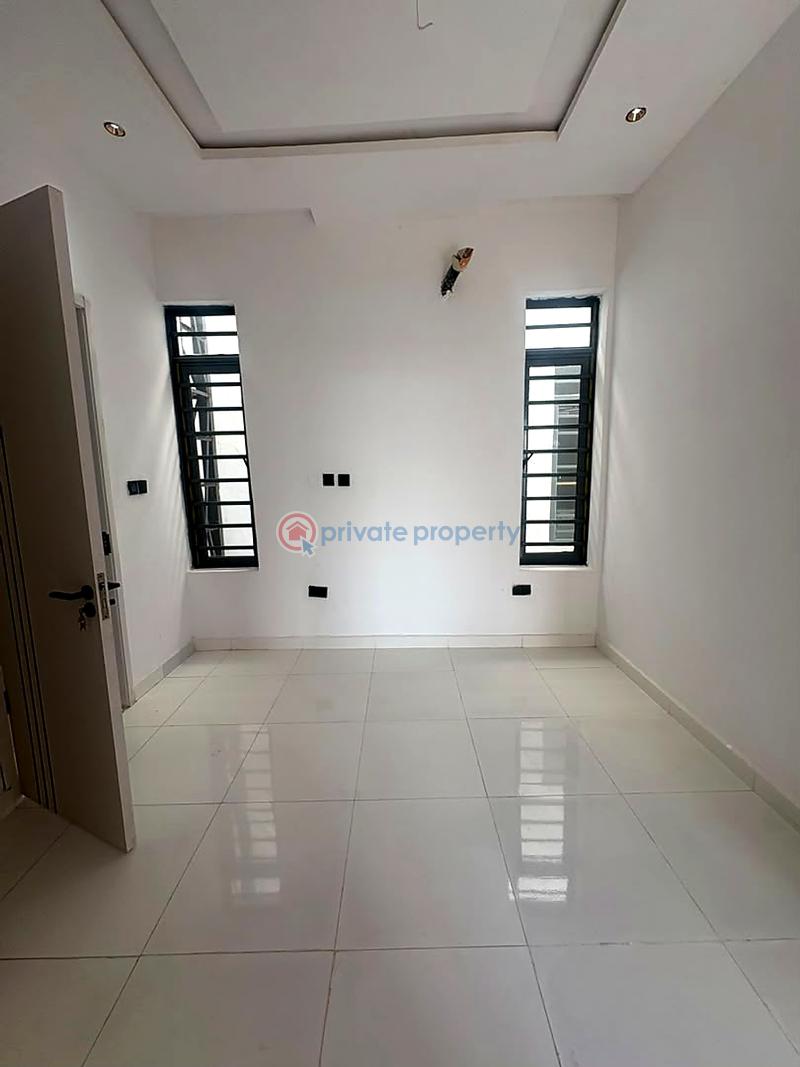 5 bedroom House For Sale Lekki Lagos - 2