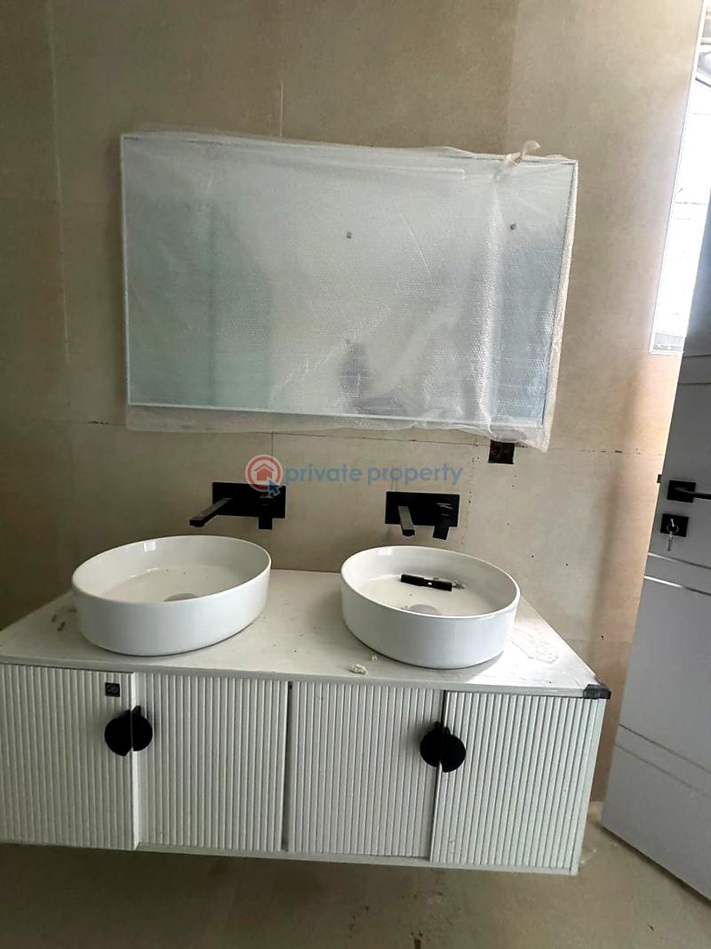 5 bedroom Detached Duplex For Sale Lekki Phase 1 Lagos - 3