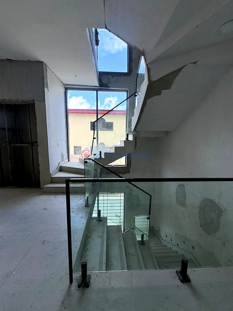 5 bedroom Detached Duplex For Sale Lekki Phase 1 Lagos - 4