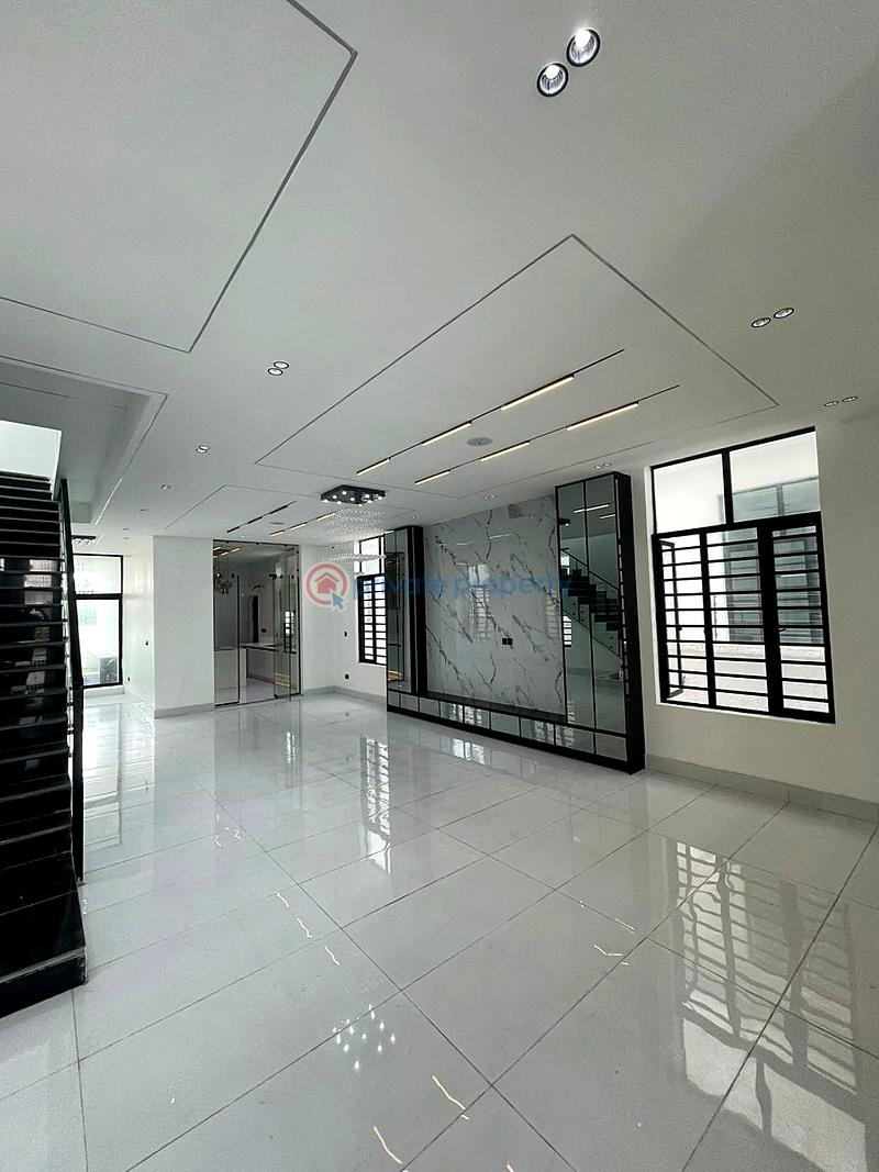5 bedroom House For Sale Lekki Lagos - 2