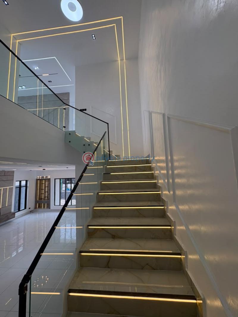 5 bedroom Detached Duplex For Sale Victoria Garden City Lekki Lagos - 4