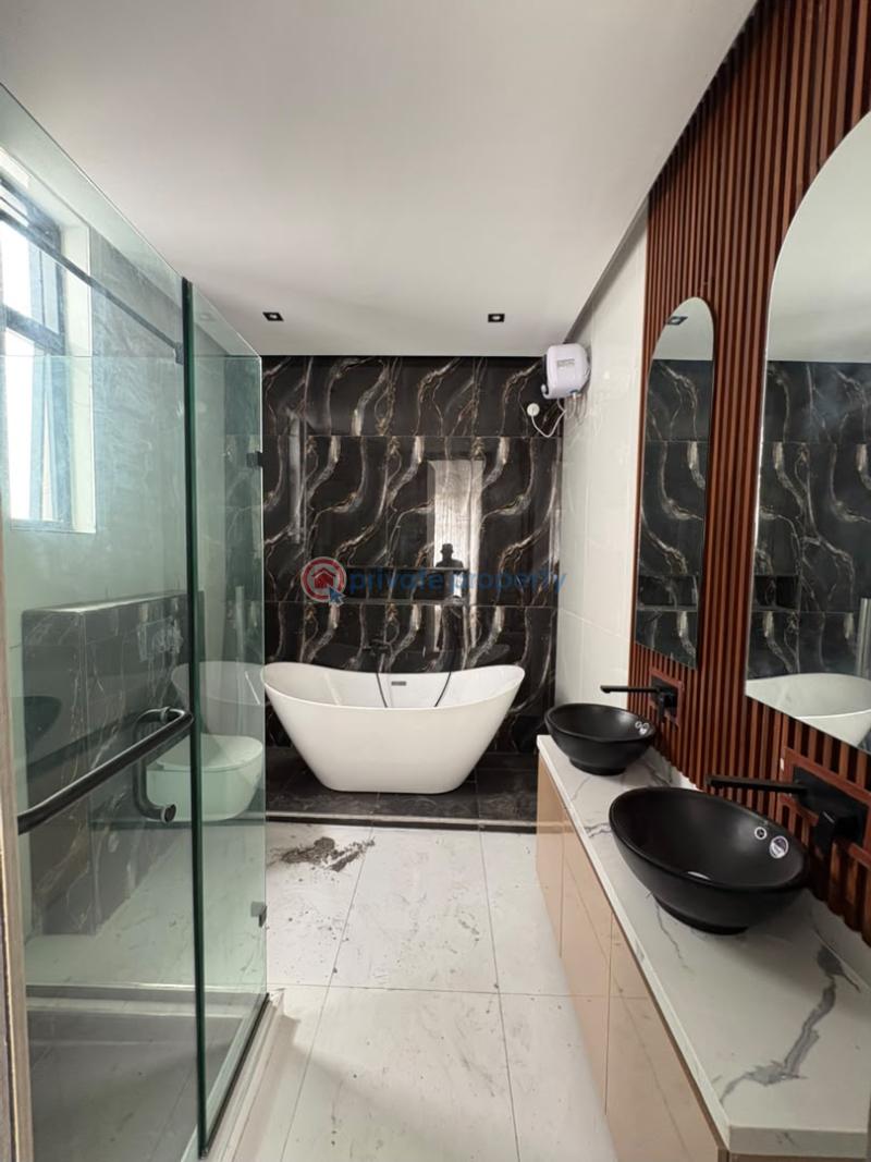 5 bedroom Detached Duplex For Sale Chevron Drive Lekki Lagos - 8