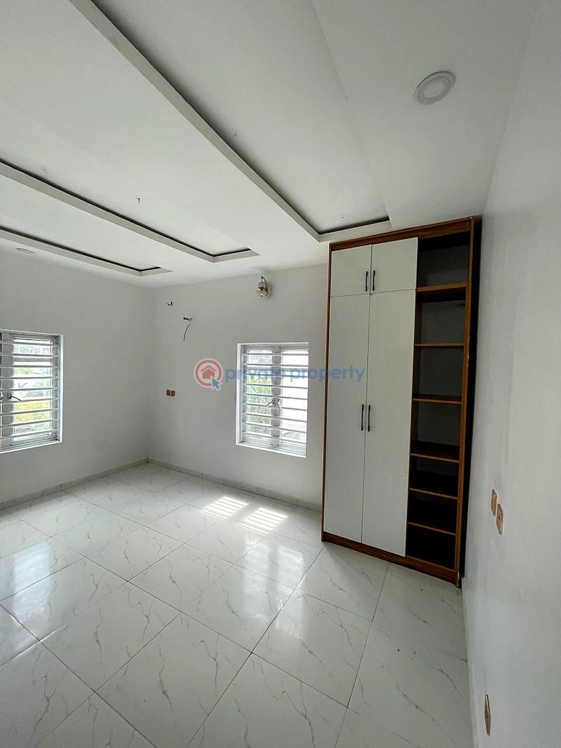 5 bedroom House For Sale Lekki Lagos - 3