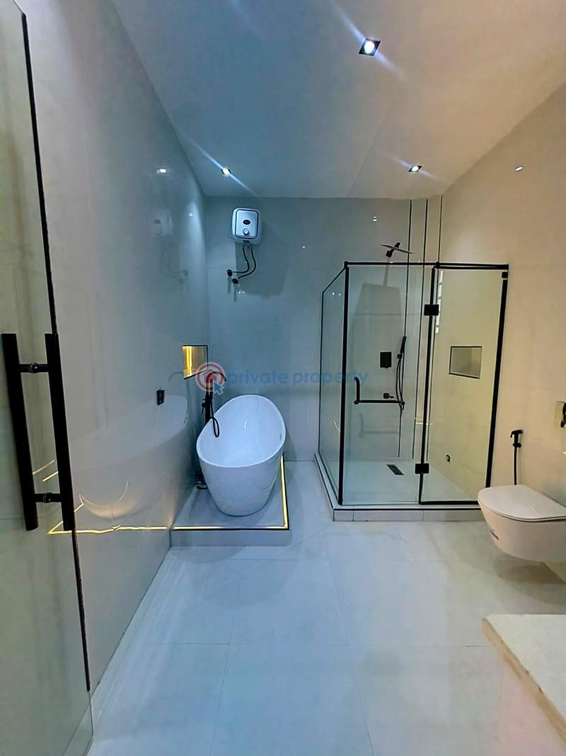 5 bedroom House For Sale Lekki Lagos - 7