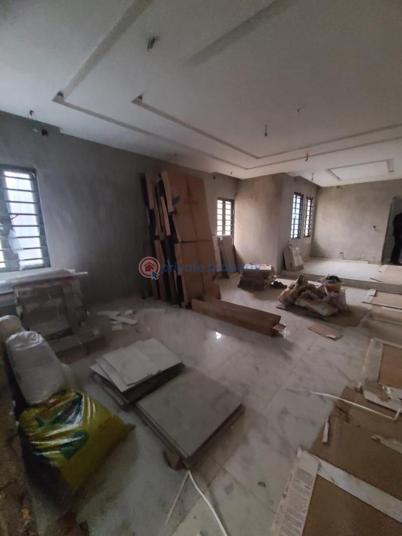 5 bedroom Detached Duplex For Sale Shangisha Magodo GRA Phase 2 Kosofe/Ikosi Lagos - 3