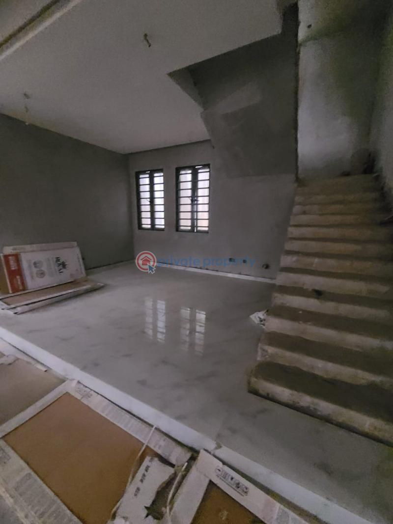 5 bedroom Detached Duplex For Sale Shangisha Magodo GRA Phase 2 Kosofe/Ikosi Lagos - 2