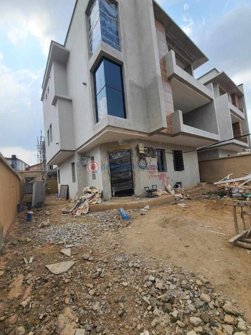 5 bedroom Detached Duplex For Sale Shangisha Magodo GRA Phase 2 Kosofe/Ikosi Lagos - 1