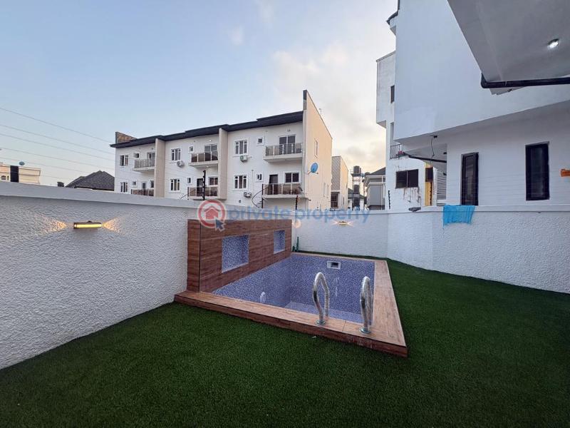 5 bedroom Detached Duplex For Sale Lekki Lagos - 1