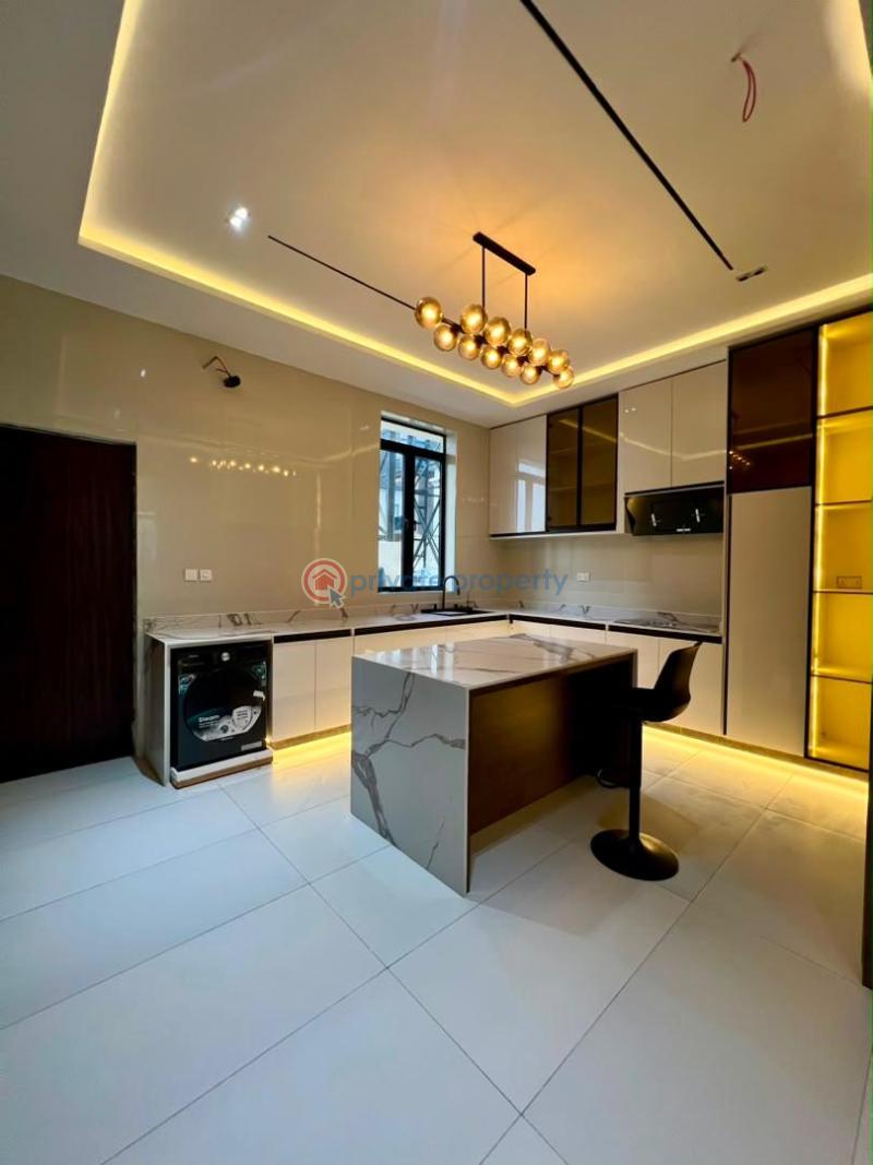 5 bedroom Detached Duplex For Sale Lekki Lagos - 1