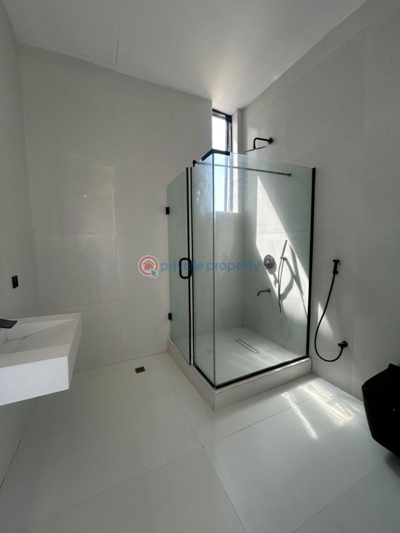 5 bedroom Detached Duplex For Sale Osapa London Lekki Lagos - 2