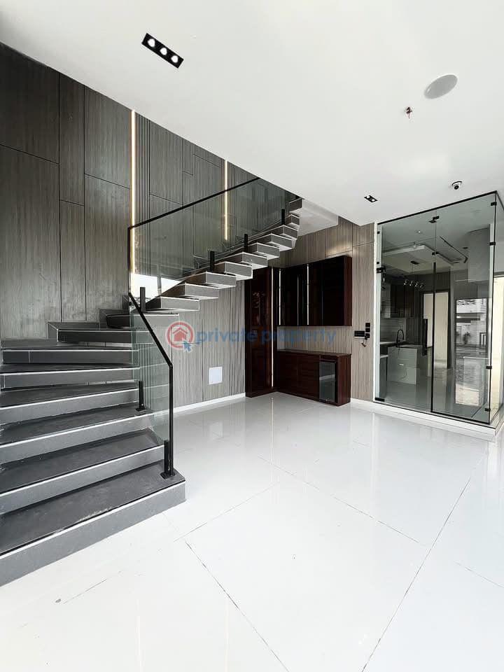 5 bedroom Detached Duplex For Sale Osapa London Lekki Lagos - 2