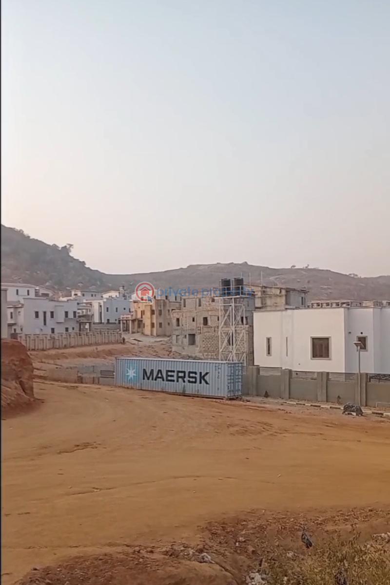 Residential Land For Sale Diplomatic Hill Estate / Katapmpe Ext. / Besides Ecowas Estate Katampe Ext. Abuja Phase 2  - 3