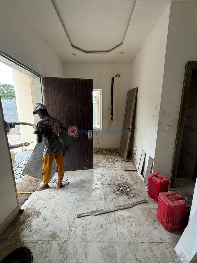 5 bedroom Detached Duplex For Sale Guzape Abuja Phase 1  - 1