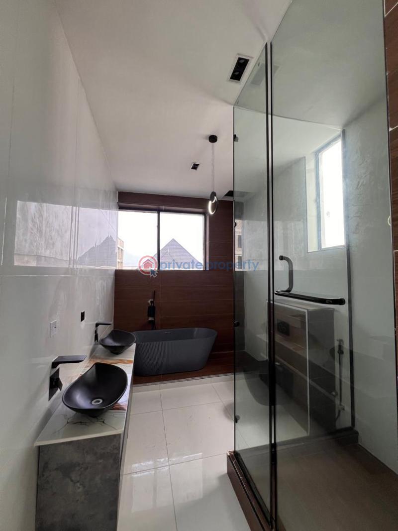 5 bedroom Detached Duplex For Sale Chevron Drive Lekki Lagos - 4