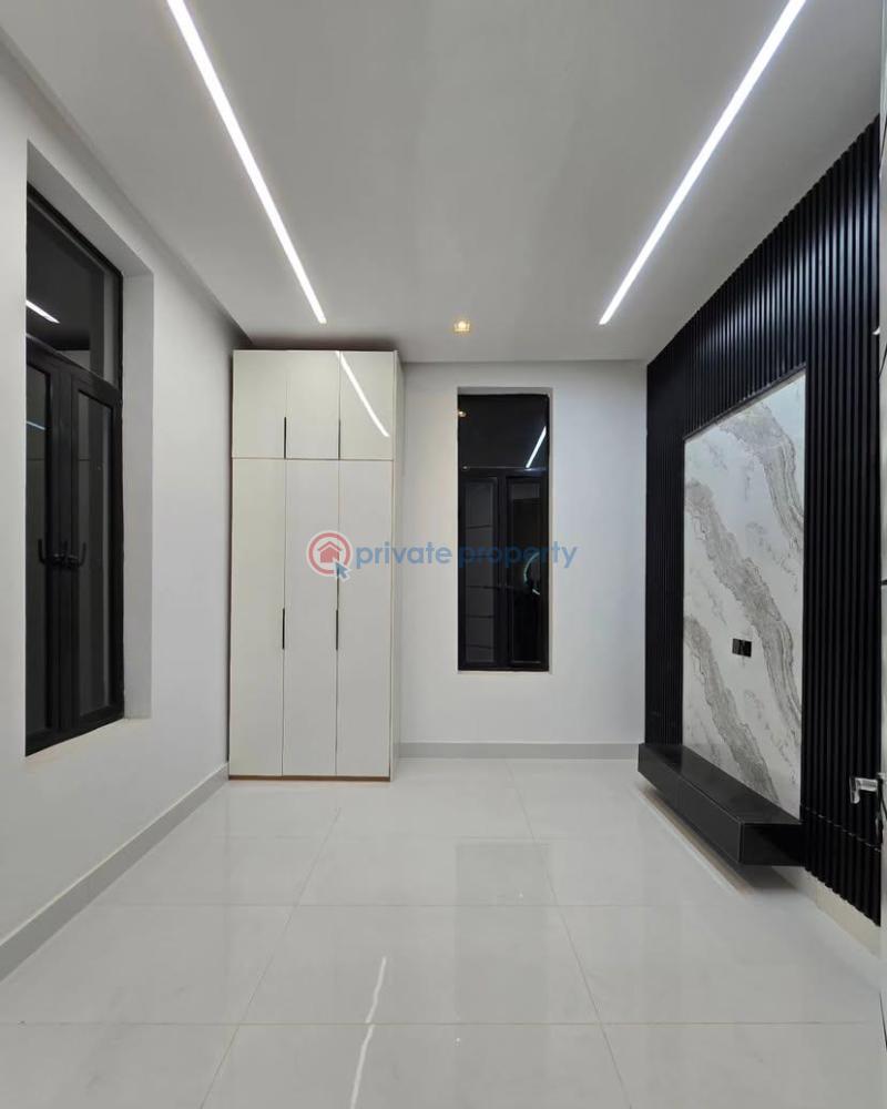 5 bedroom Detached Duplex For Sale Lekki Gardens Estate Ajah Lagos - 17