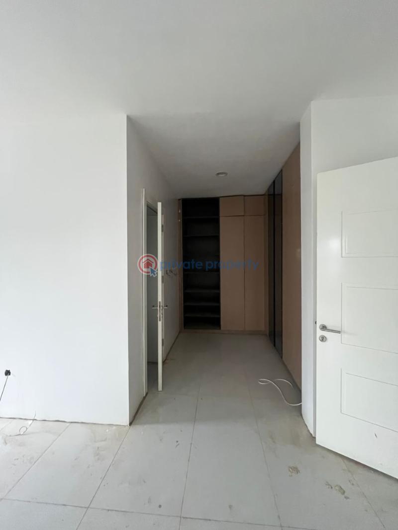 5 bedroom Detached Duplex For Sale Guzape Abuja Phase 1  - 3