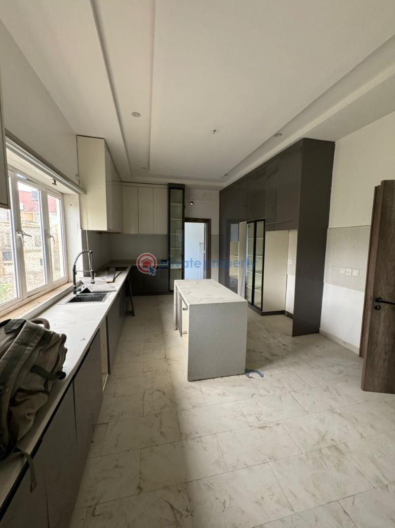 5 bedroom Detached Duplex For Sale Guzape Abuja Phase 1  - 9