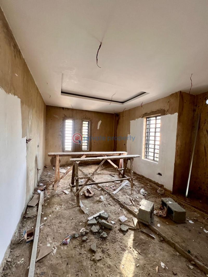 5 bedroom Duplex For Sale Guzape Abuja Phase 1  - 4