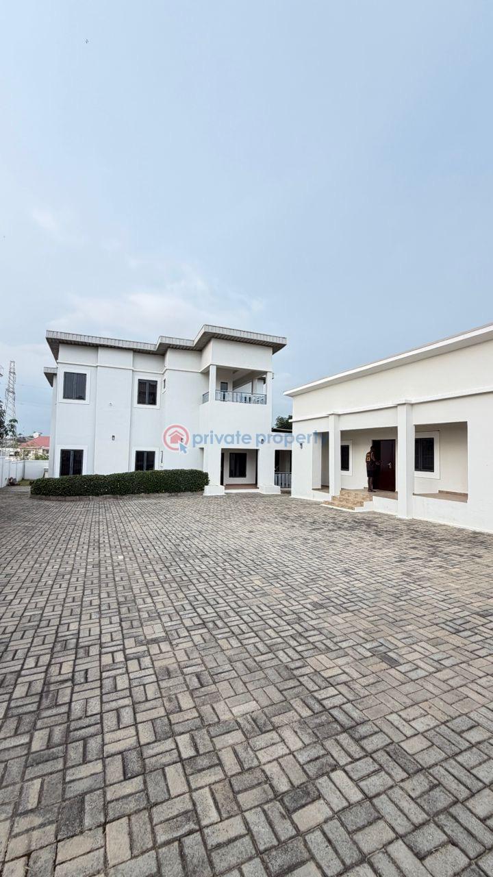 5 bedroom Detached Duplex For Sale Guzape Abuja Phase 1  - 0